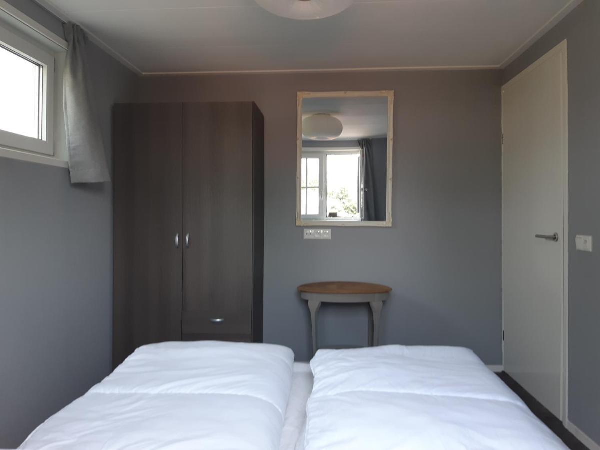Nieuwe Beachbungalow Aan Ijsselmeer 39 24 Four Seasons Lemmer Bagian luar foto