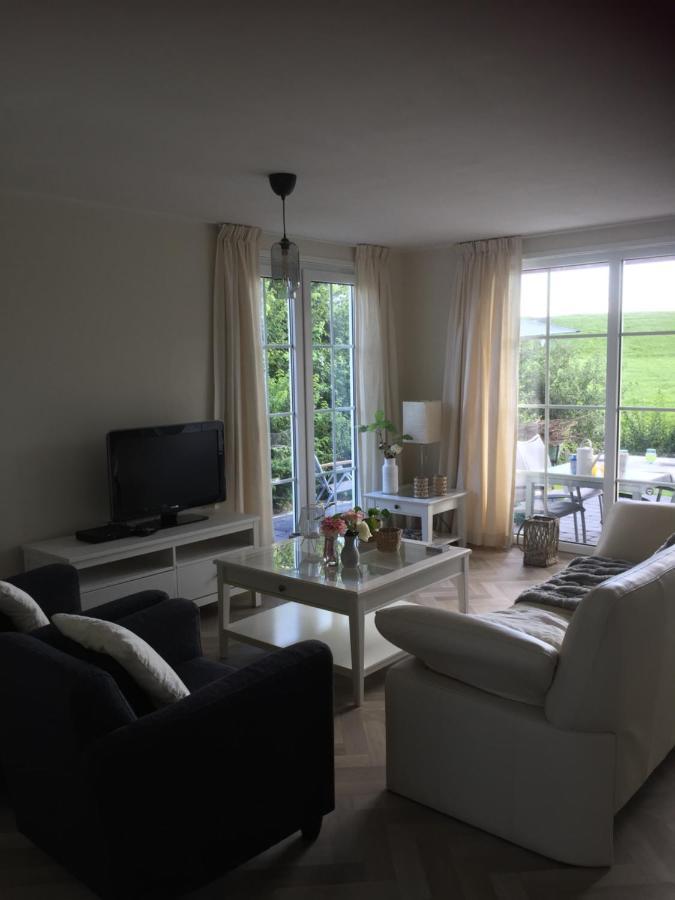 Nieuwe Beachbungalow Aan Ijsselmeer 39 24 Four Seasons Lemmer Bagian luar foto